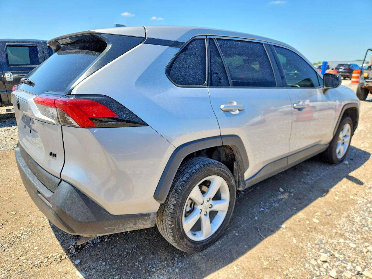2022 TOYOTA RAV4