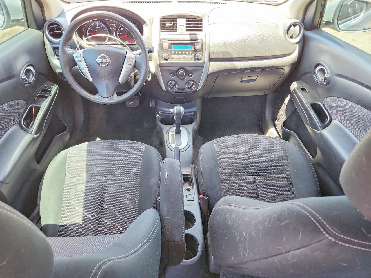 2015 NISSAN VERSA