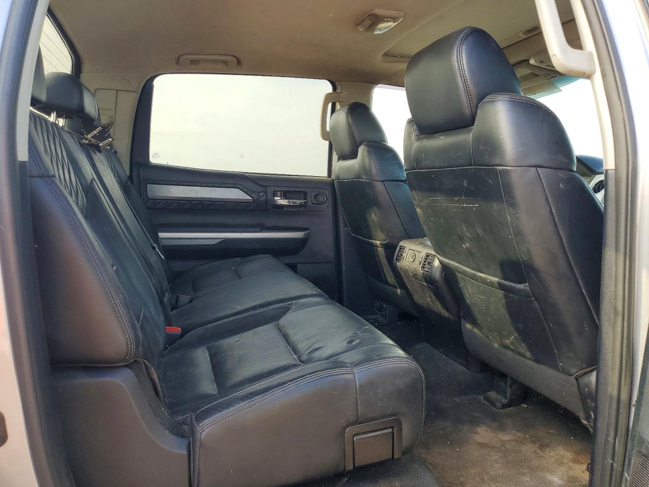 2015 TOYOTA TUNDRA