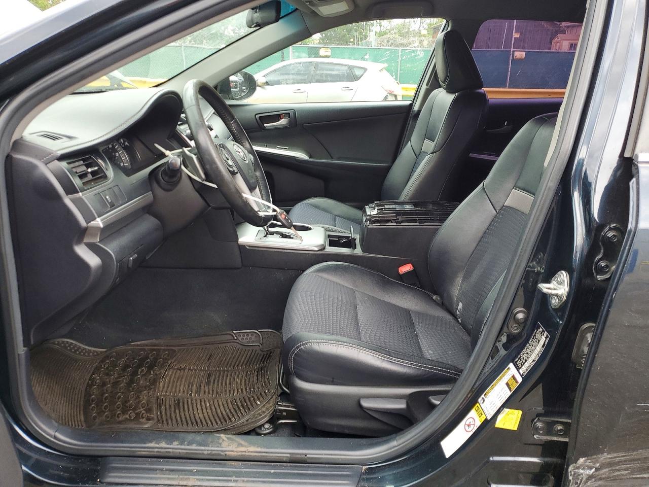 2014 TOYOTA CAMRY