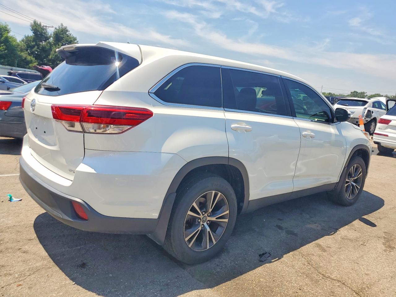 2019 TOYOTA HIGHLANDER