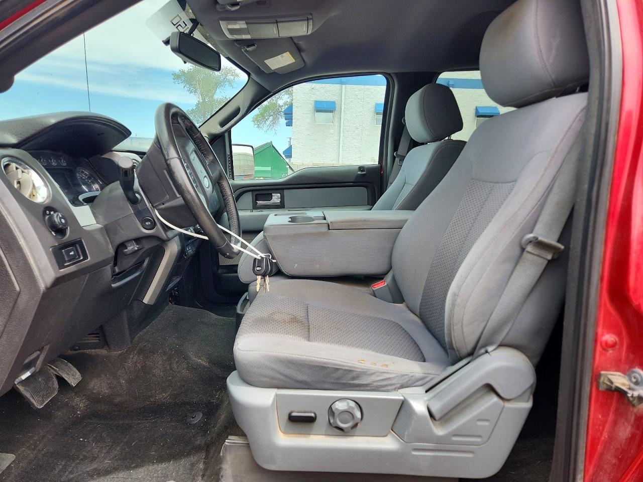 2012 FORD F150