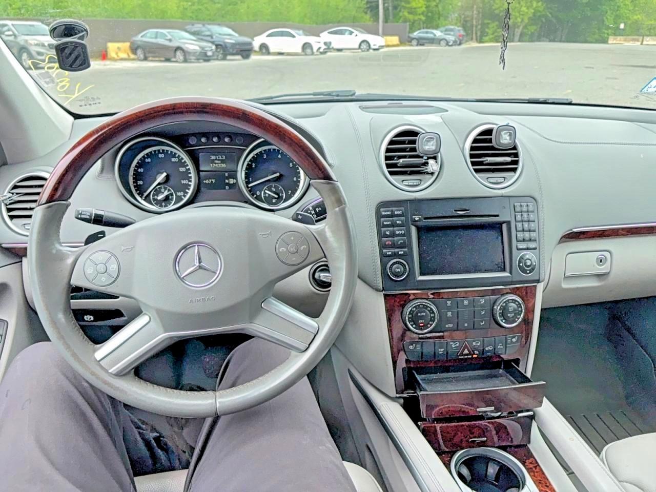 2011 MERCEDES-BENZ GL-CLASS