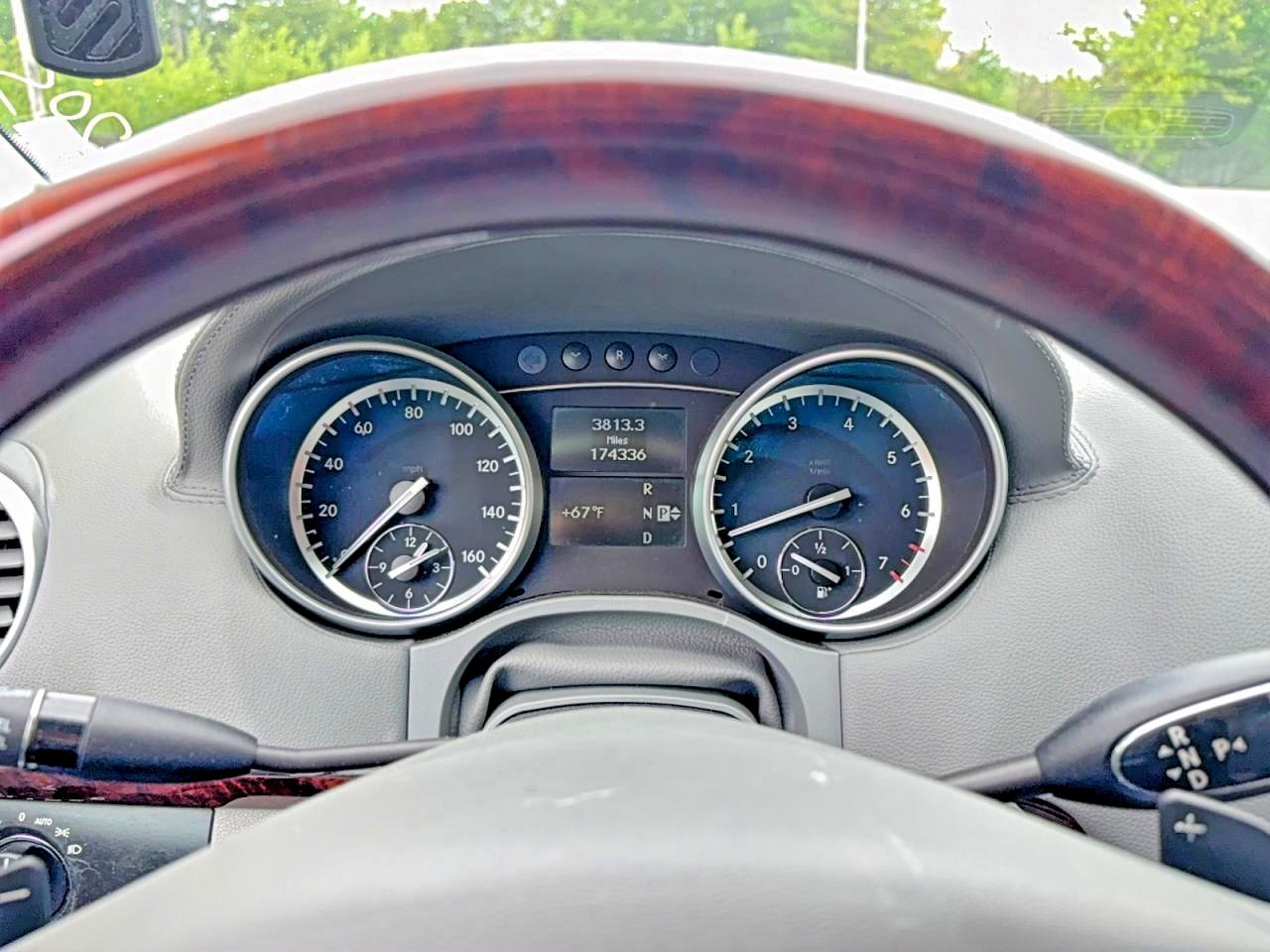 2011 MERCEDES-BENZ GL-CLASS