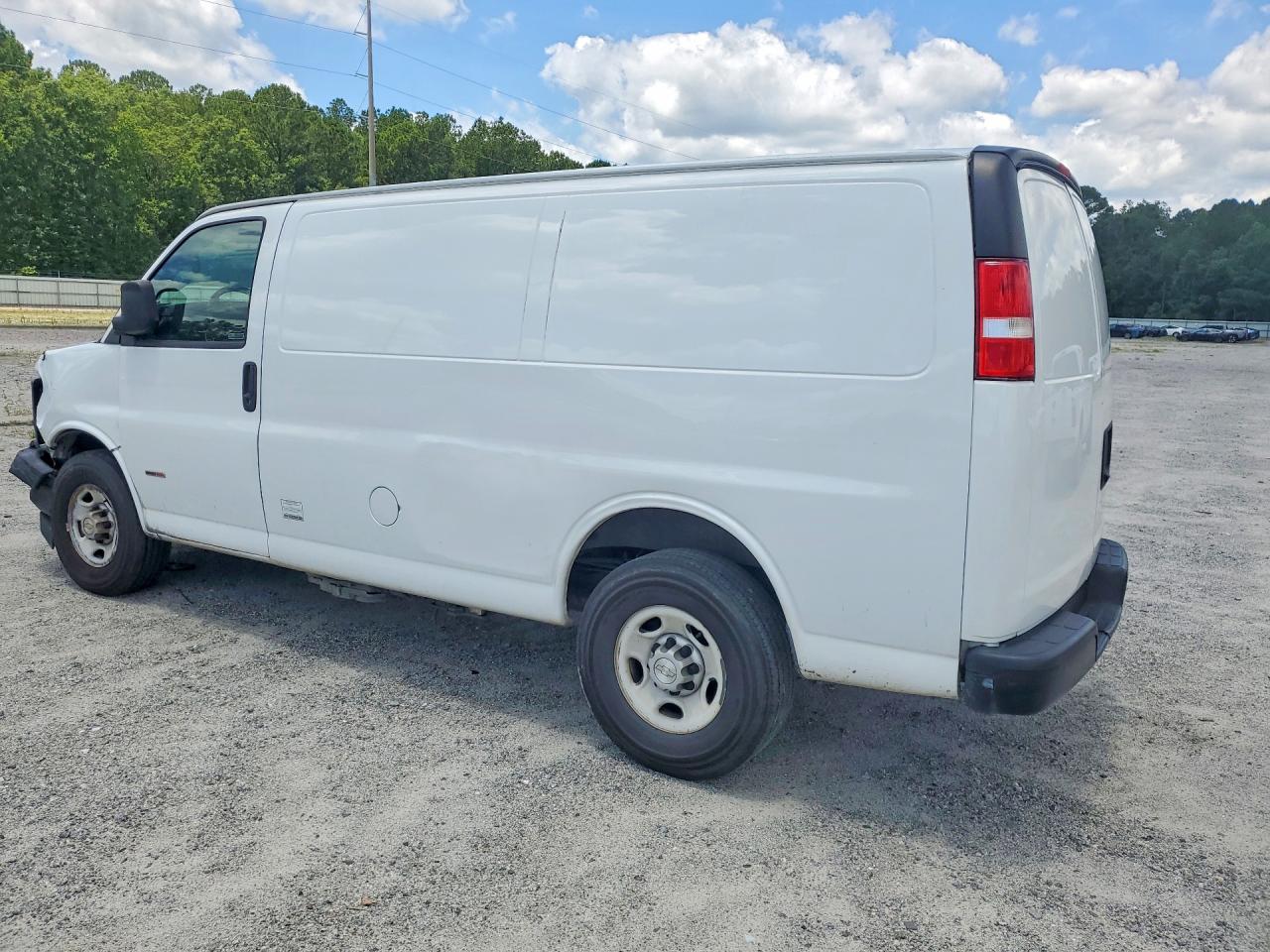 2017 CHEVROLET EXPRESS