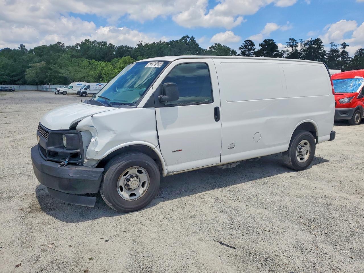 2017 CHEVROLET EXPRESS