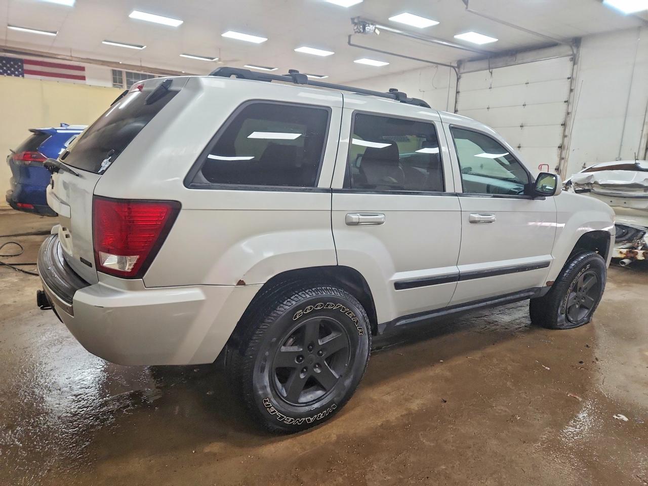 2009 JEEP CHEROKEE