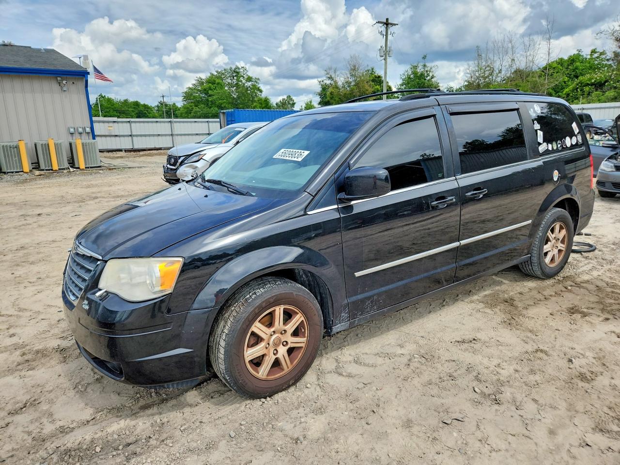 2010 CHRYSLER MINIVAN