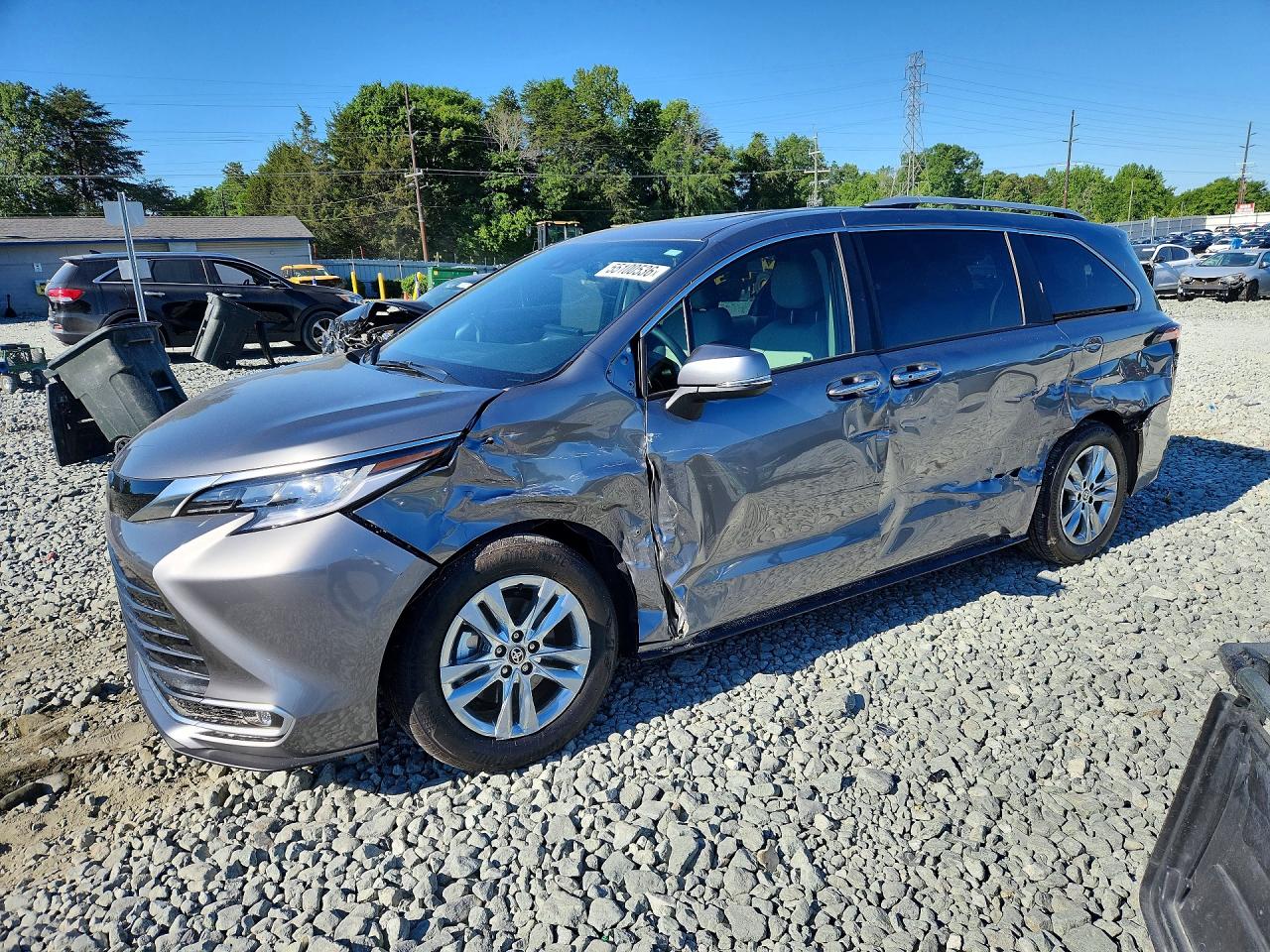 2026 TOYOTA SIENNA