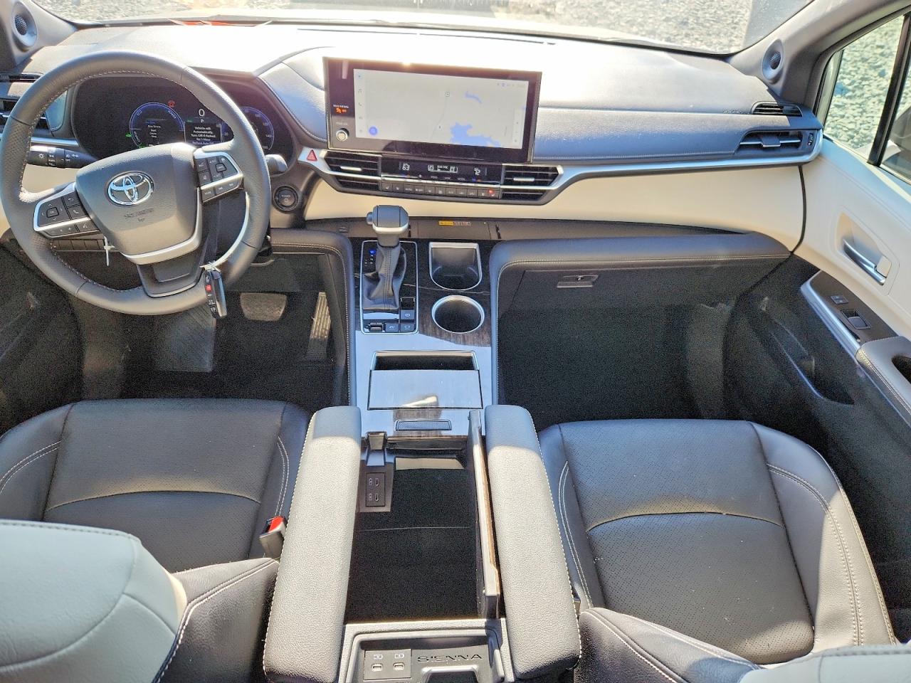 2026 TOYOTA SIENNA