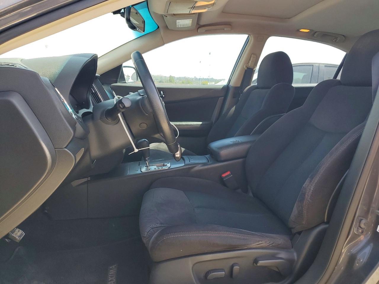 2012 NISSAN MAXIMA