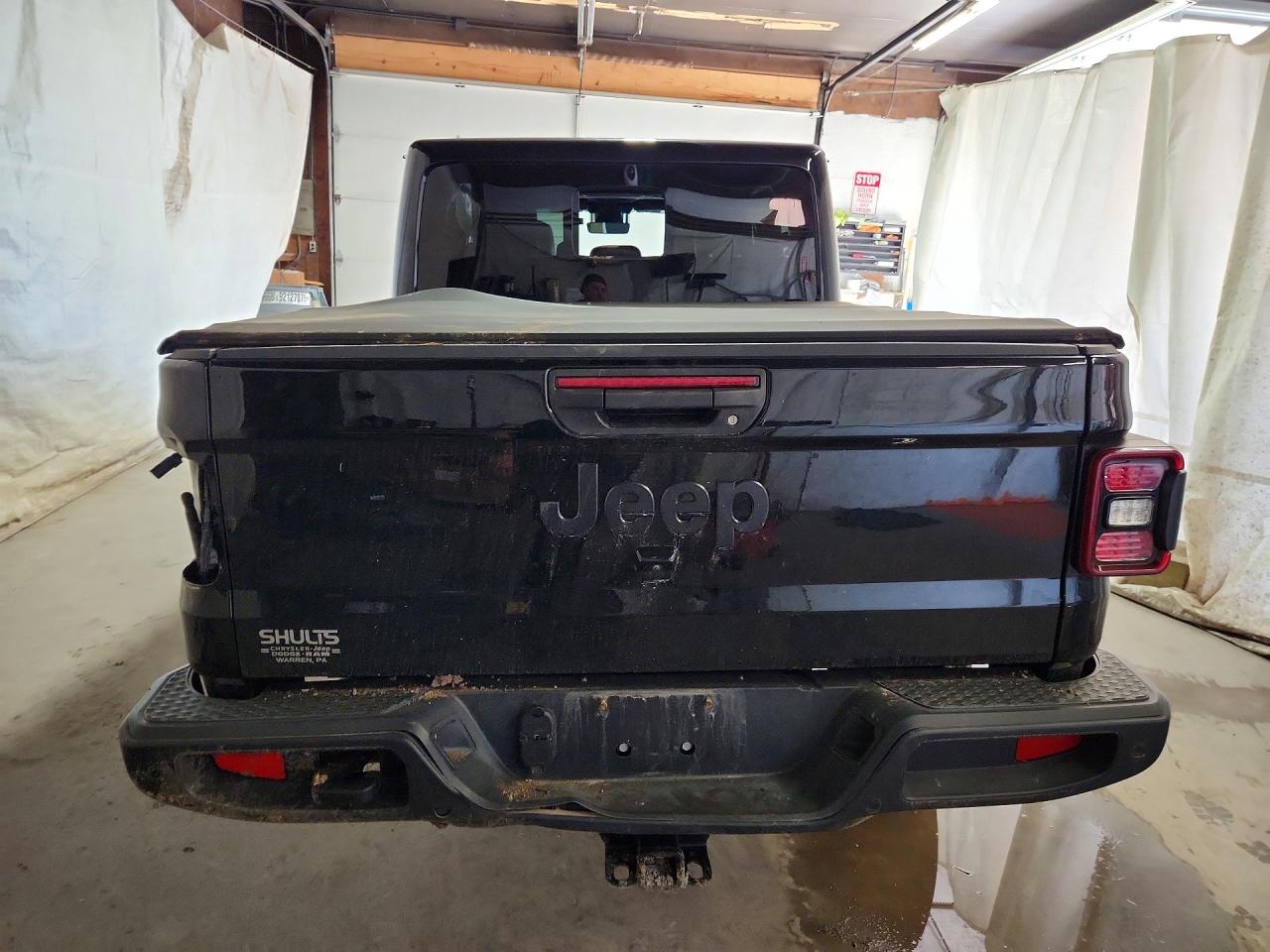 2024 JEEP GLADIATOR