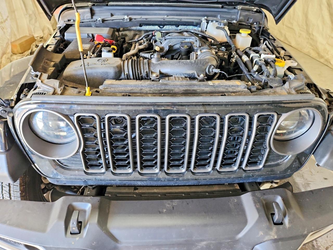 2024 JEEP GLADIATOR