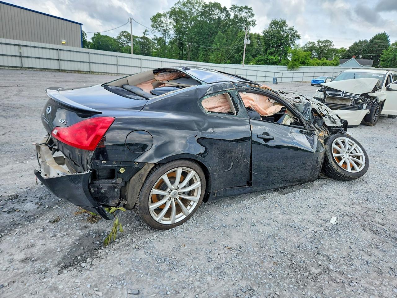 2009 INFINITI G37 COUPE