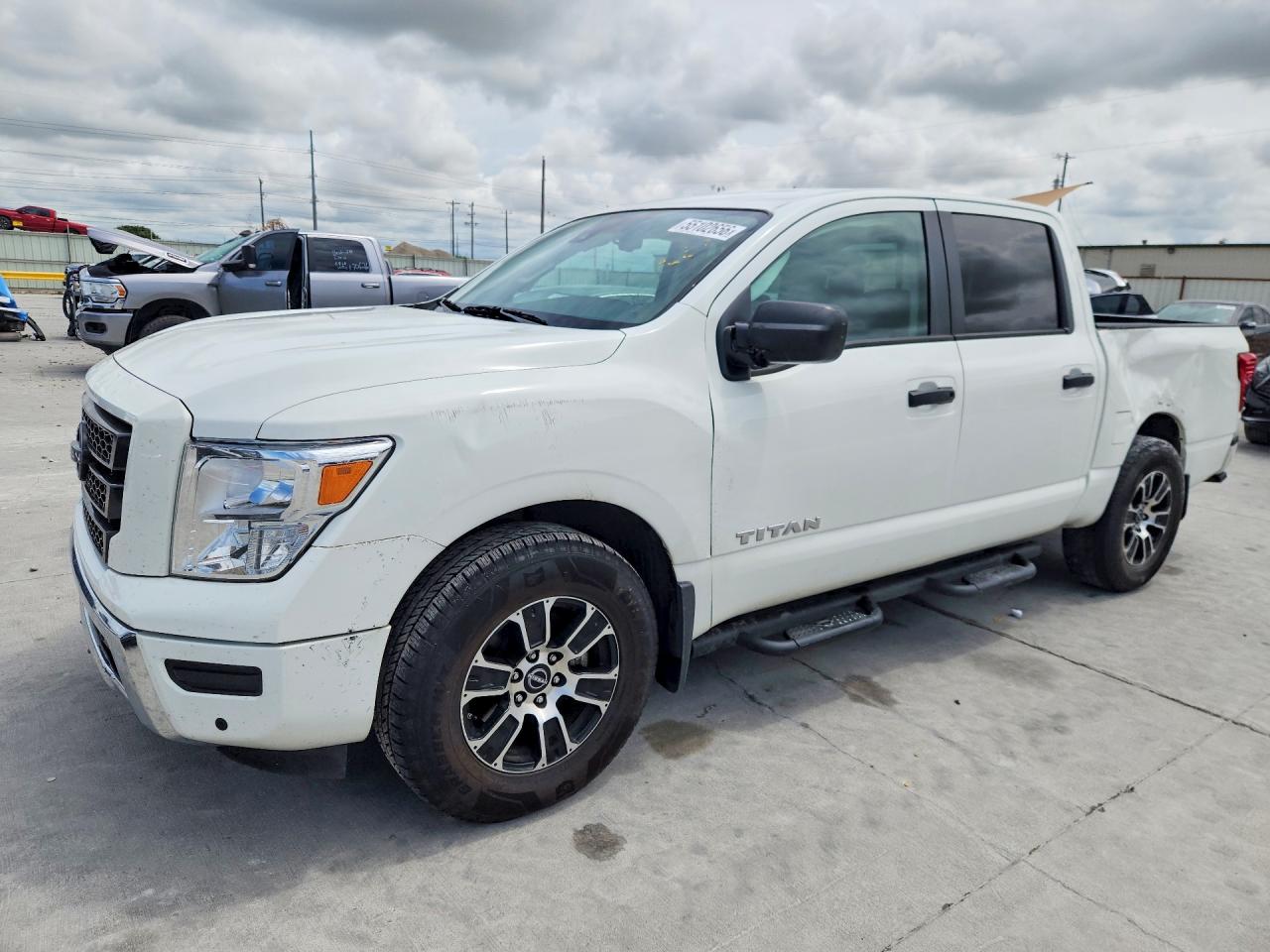 2023 NISSAN TITAN