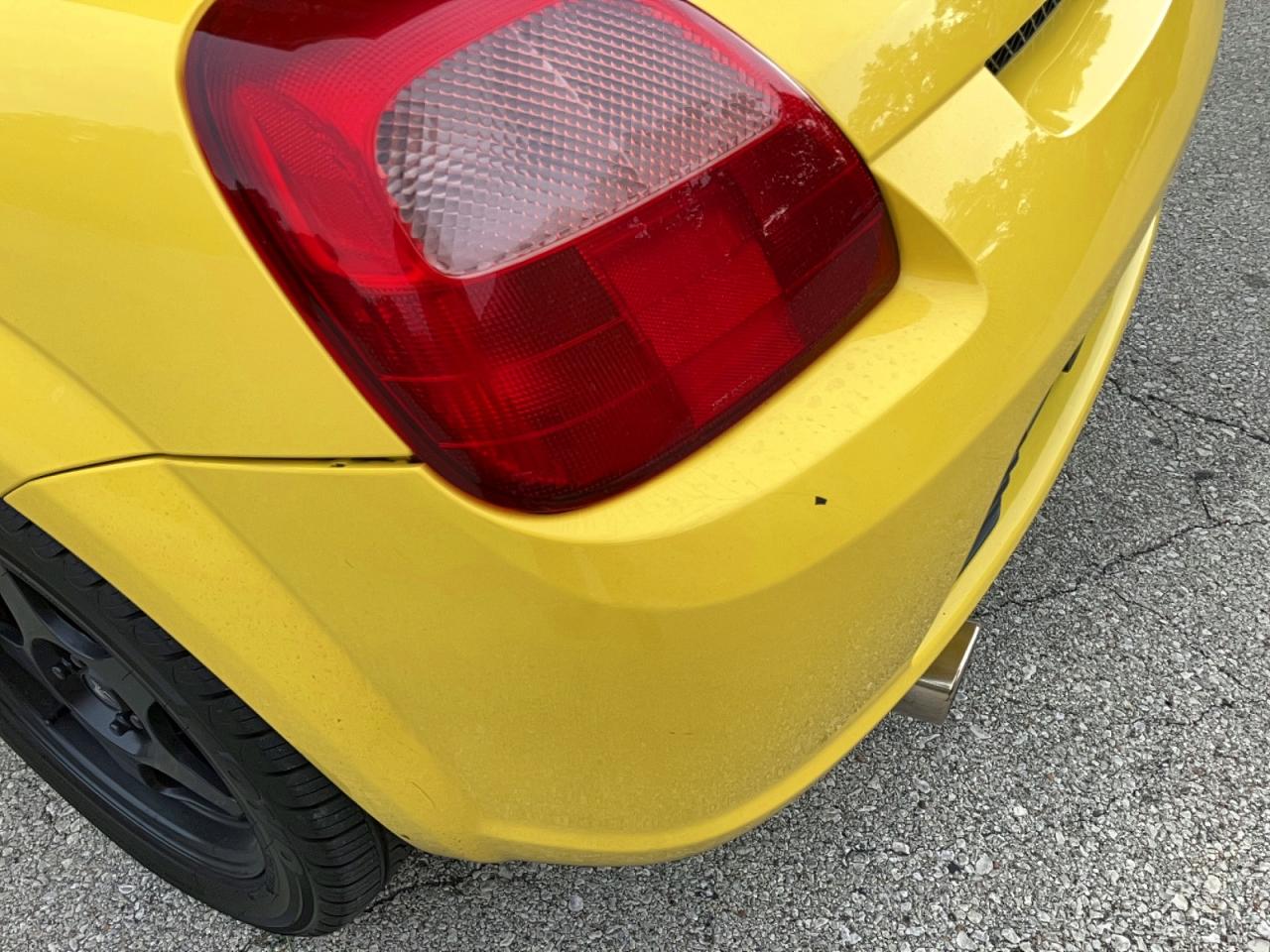 2001 TOYOTA MR2