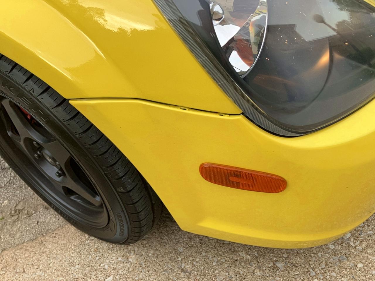 2001 TOYOTA MR2