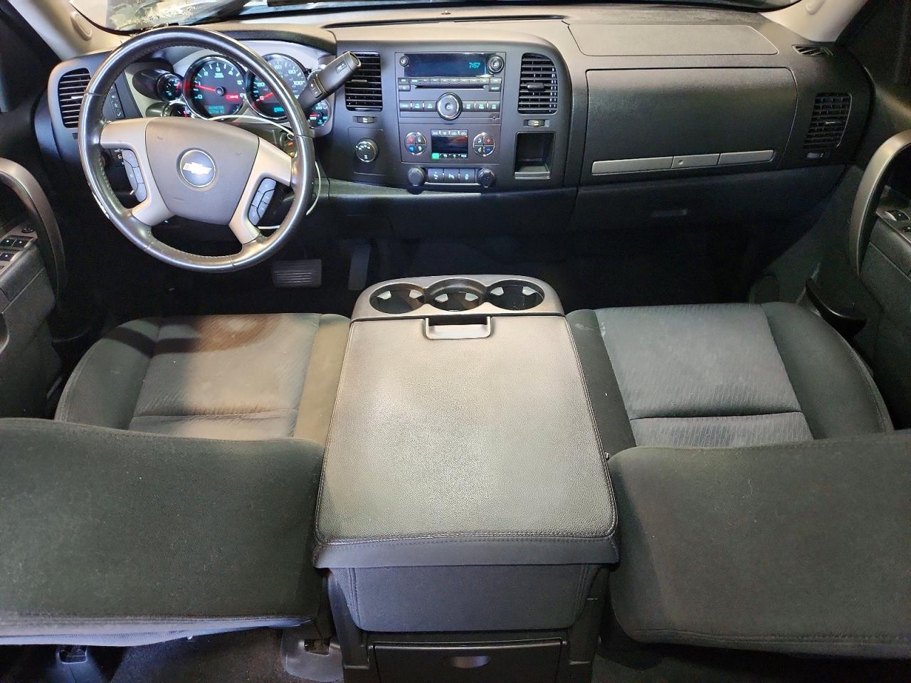 2013 CHEVROLET SILVERADO