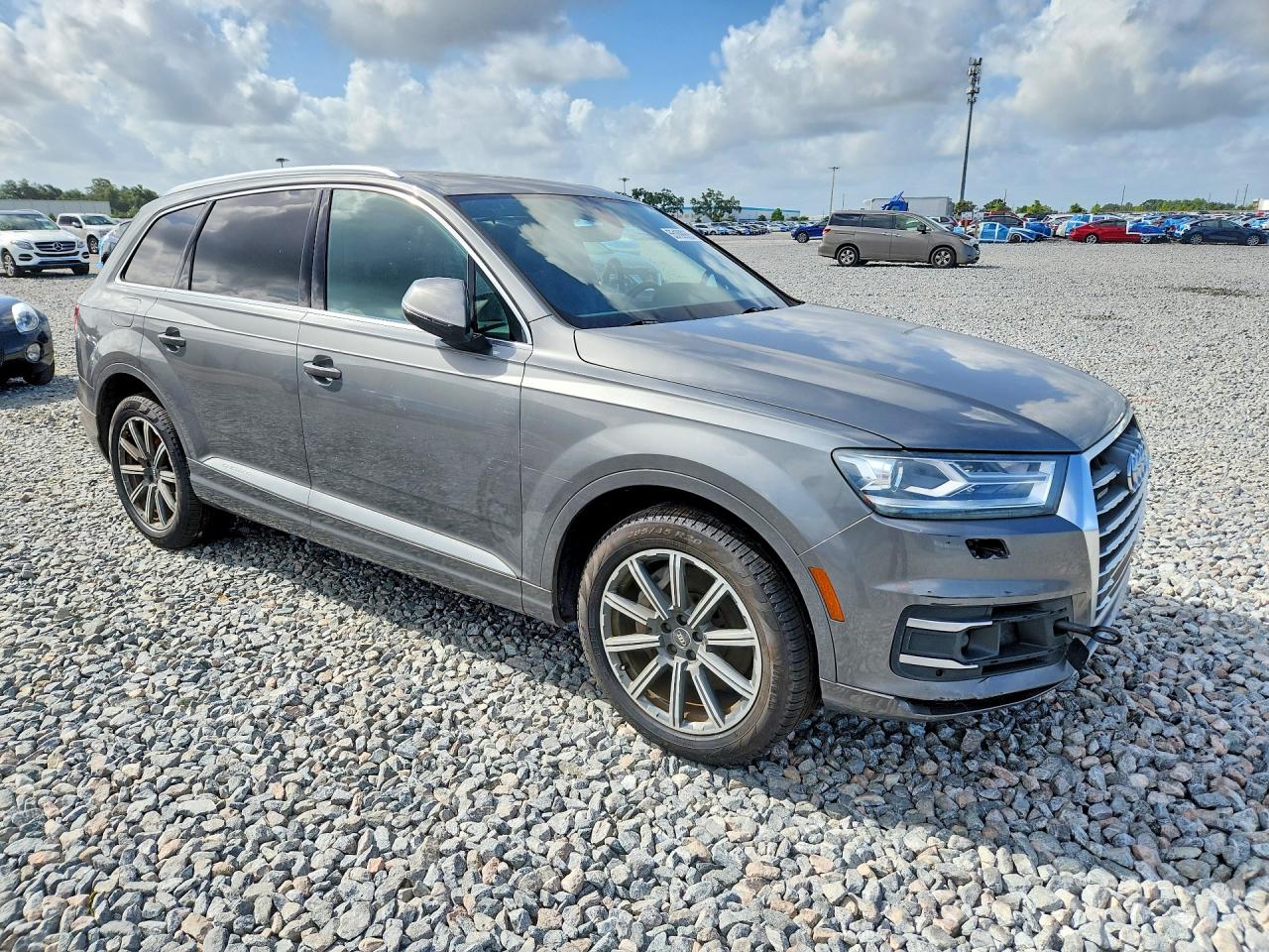 2017 AUDI Q7