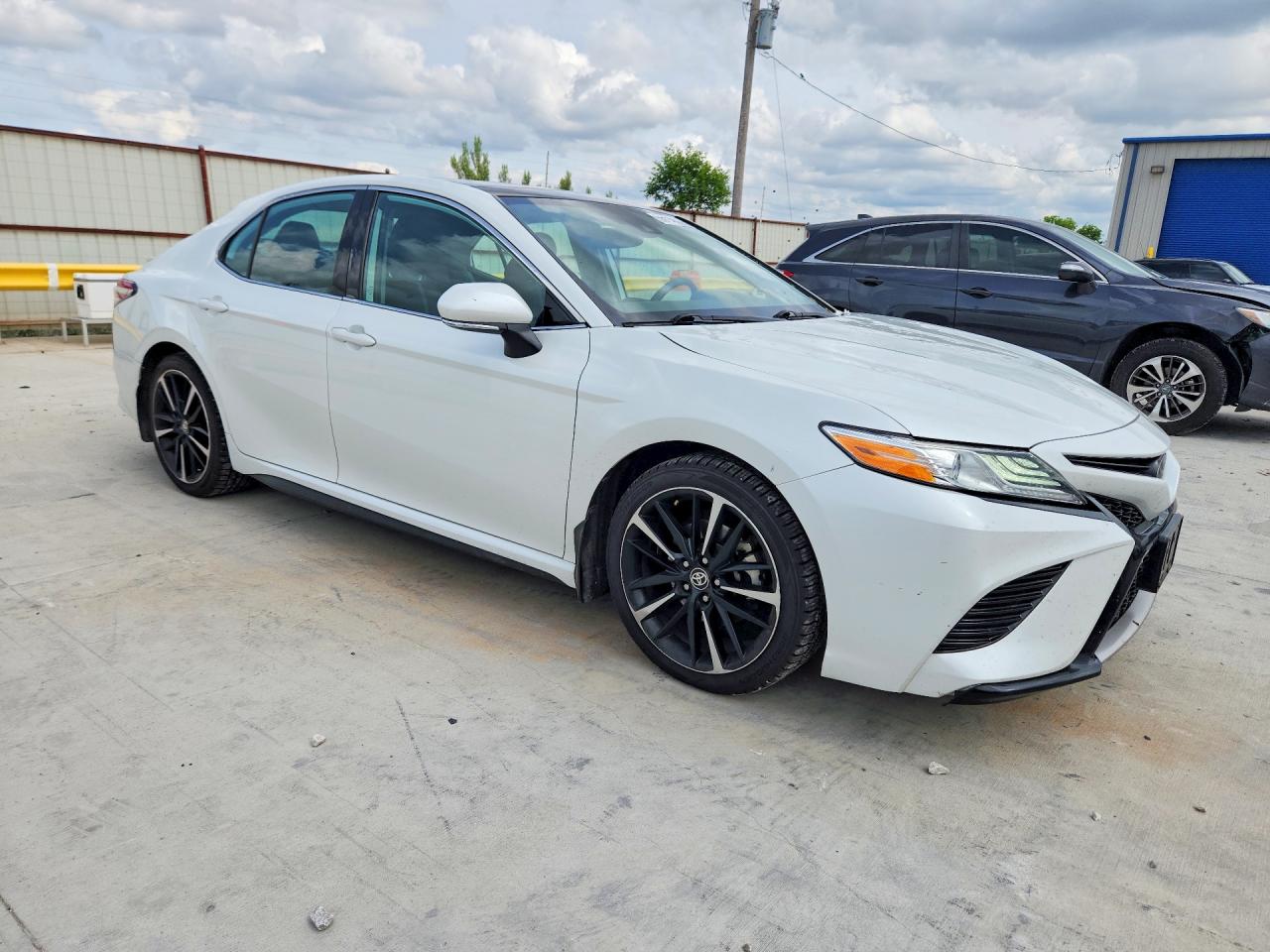 2020 TOYOTA CAMRY