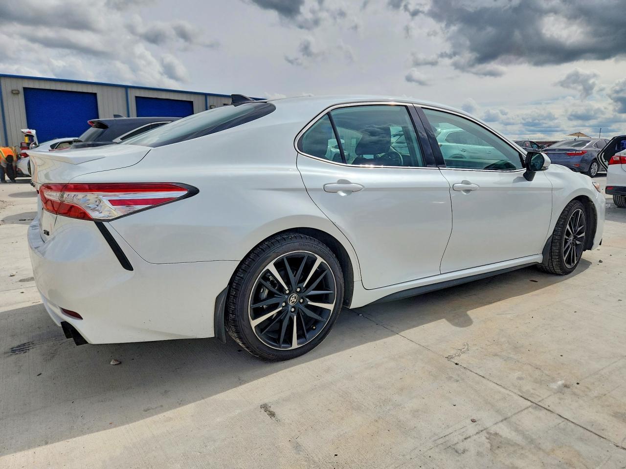 2020 TOYOTA CAMRY