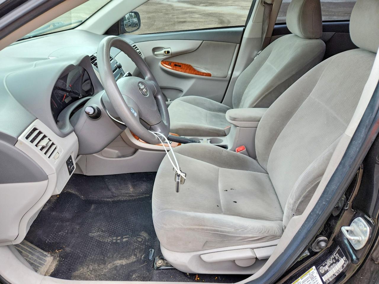 2009 TOYOTA COROLLA