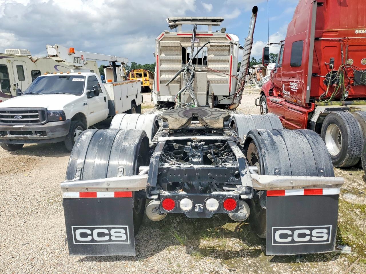 2022 KENWORTH T880
