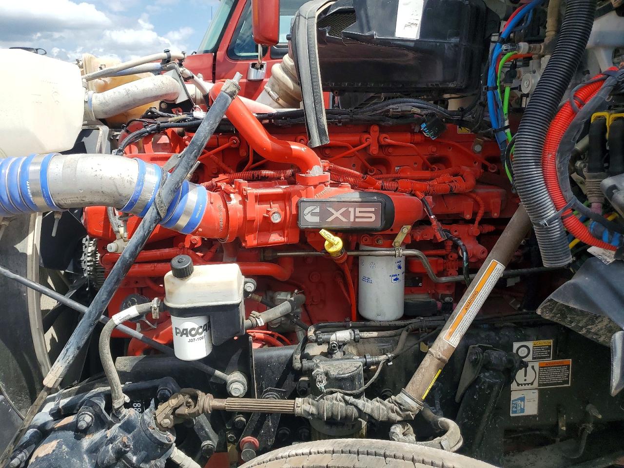 2022 KENWORTH T880