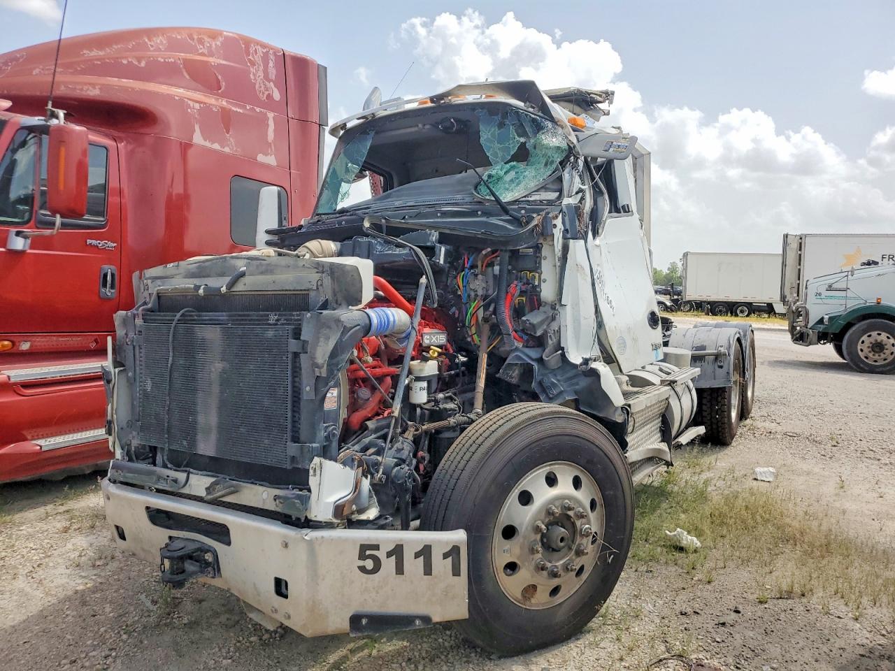 2022 KENWORTH T880