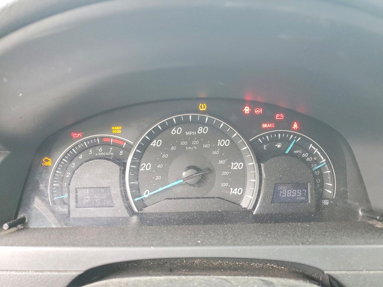 2012 TOYOTA CAMRY