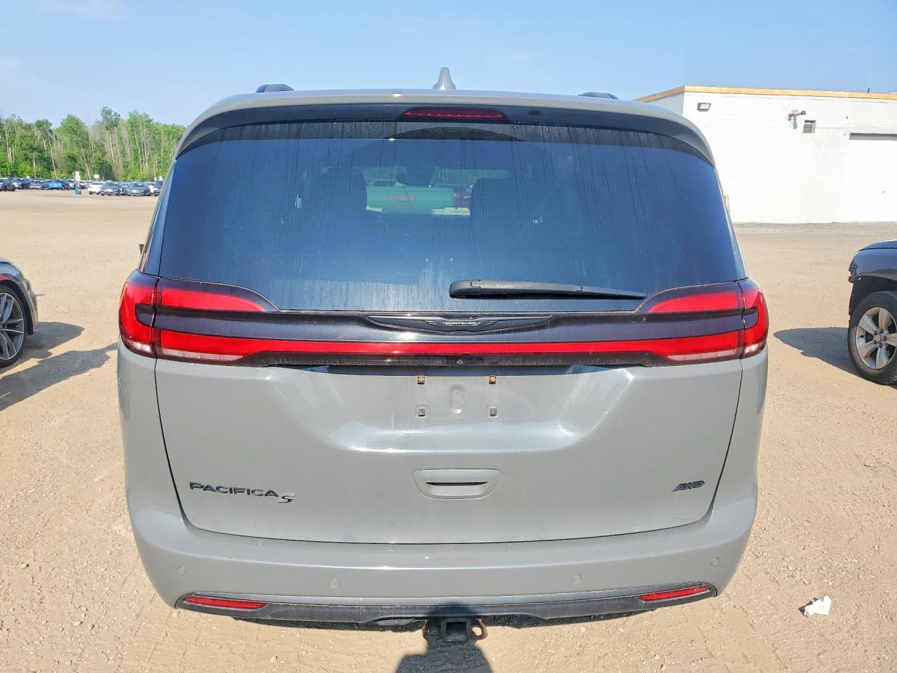 2021 CHRYSLER PACIFICA