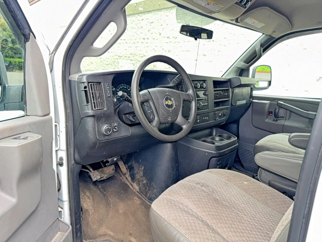 2017 CHEVROLET EXPRESS