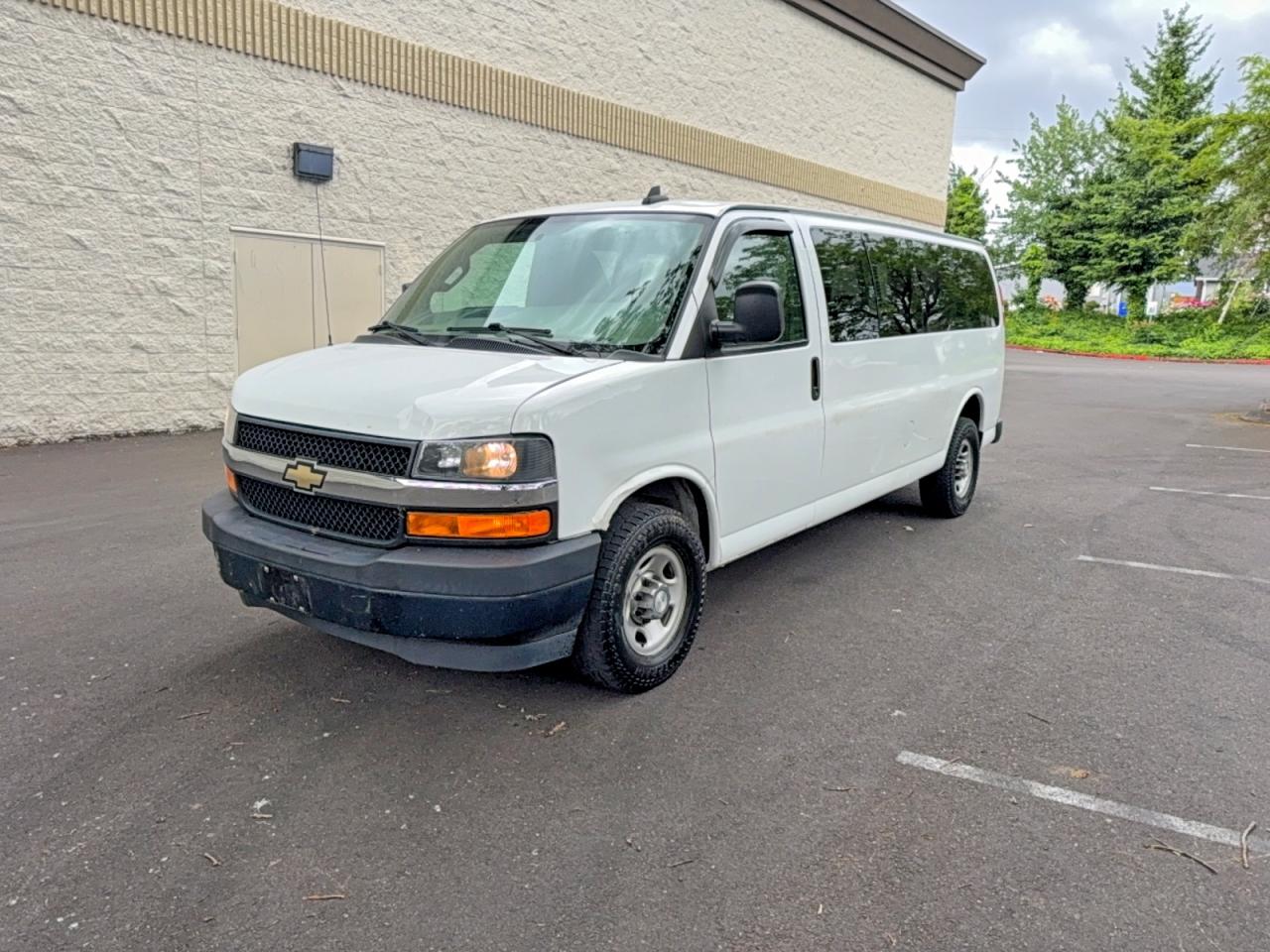 2017 CHEVROLET EXPRESS