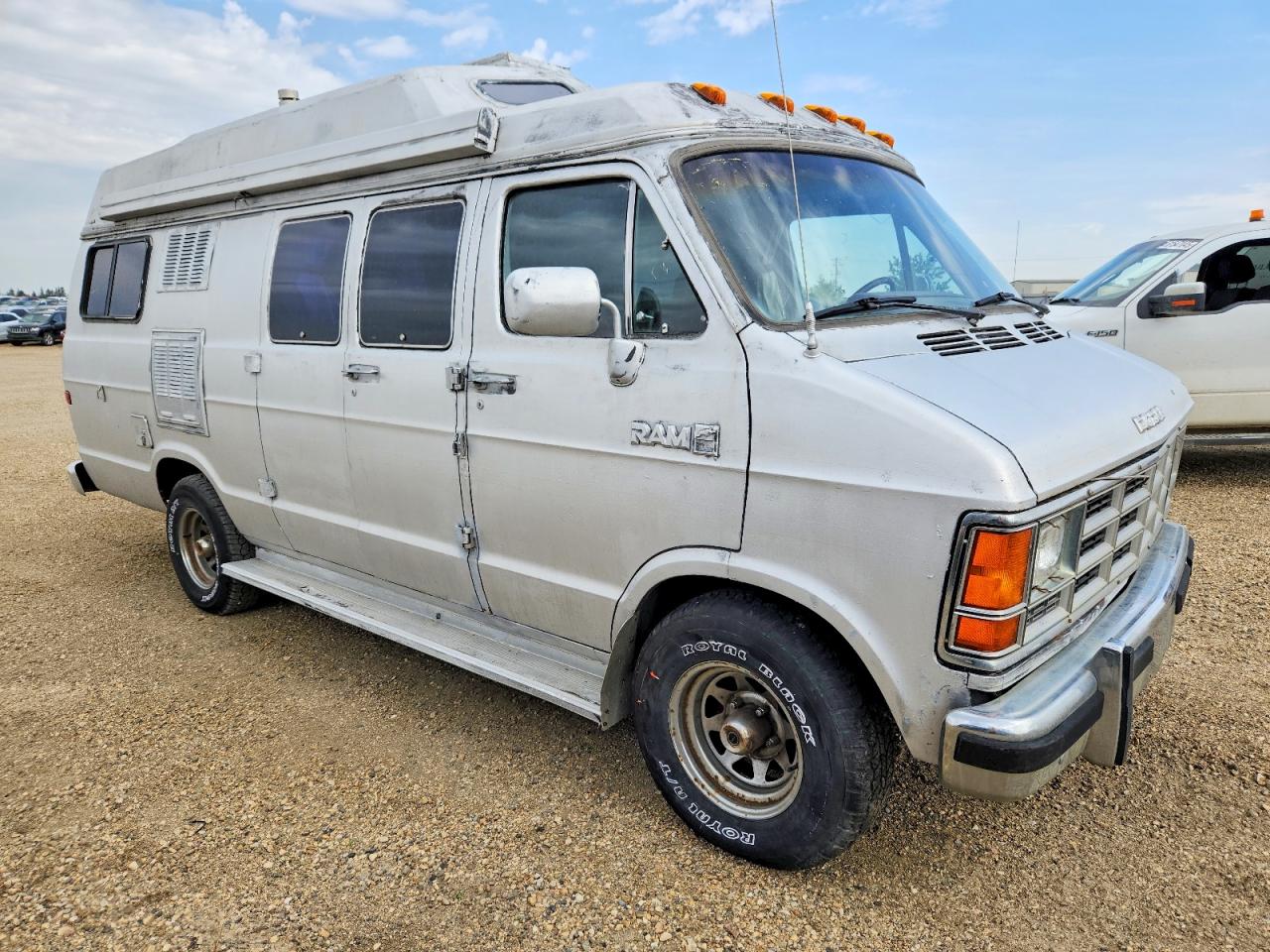 1989 DODGE B SERIES