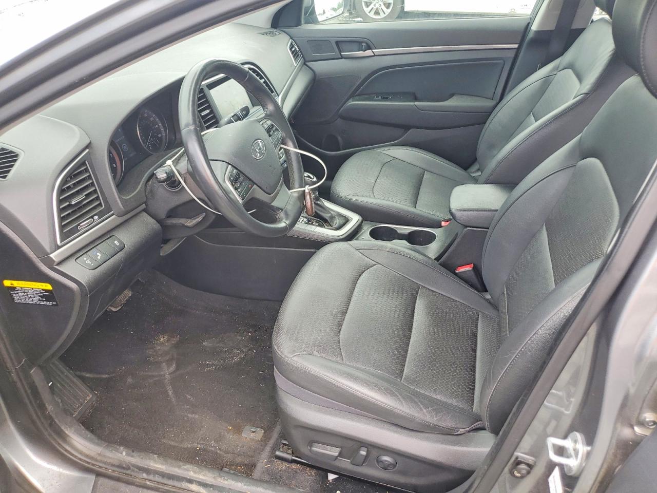 2017 HYUNDAI ELANTRA