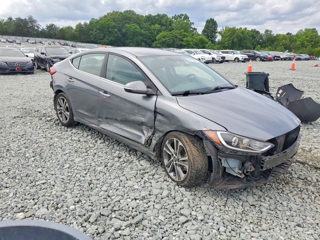 2017 HYUNDAI ELANTRA