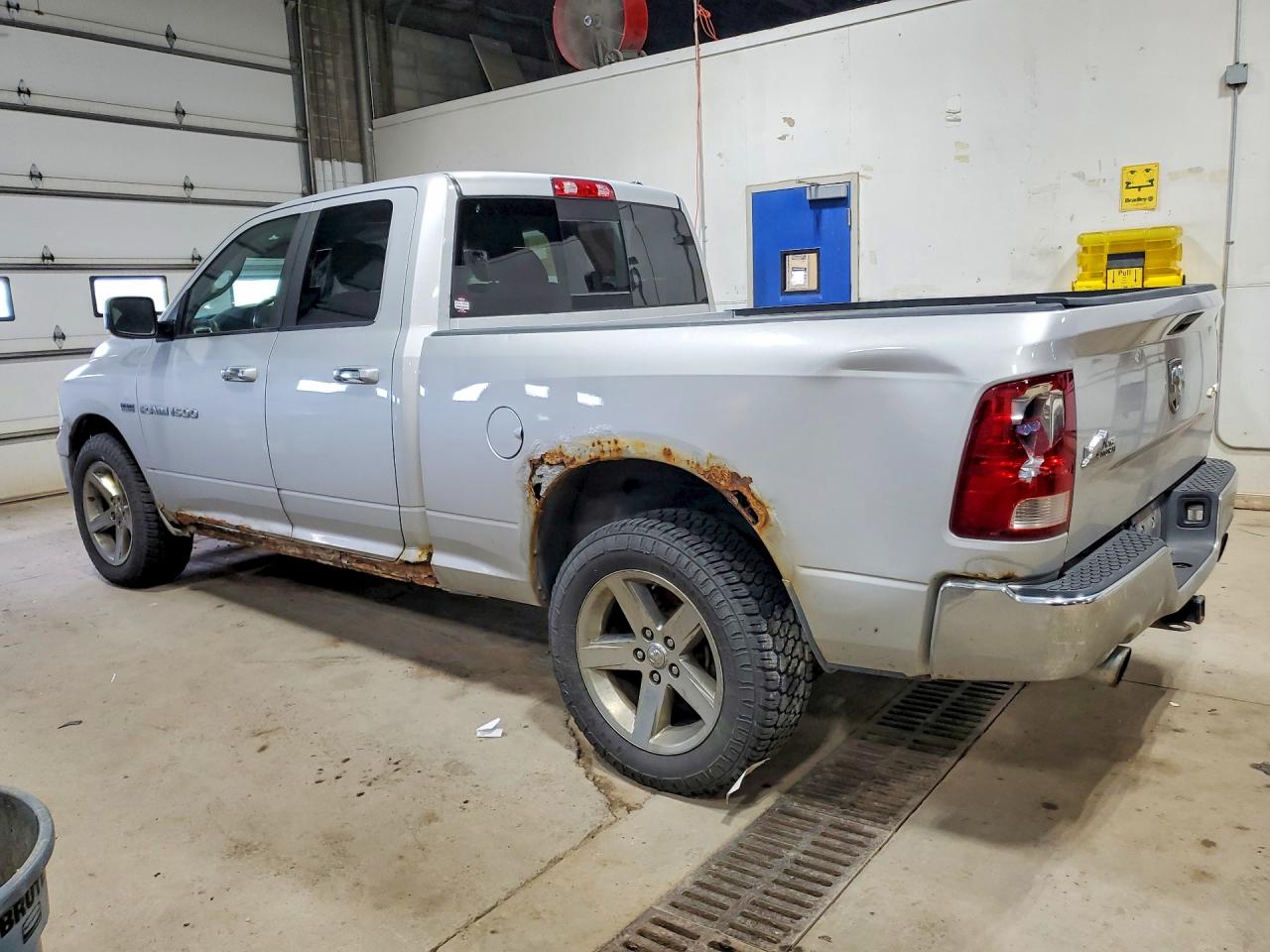 2011 DODGE RAM 1500