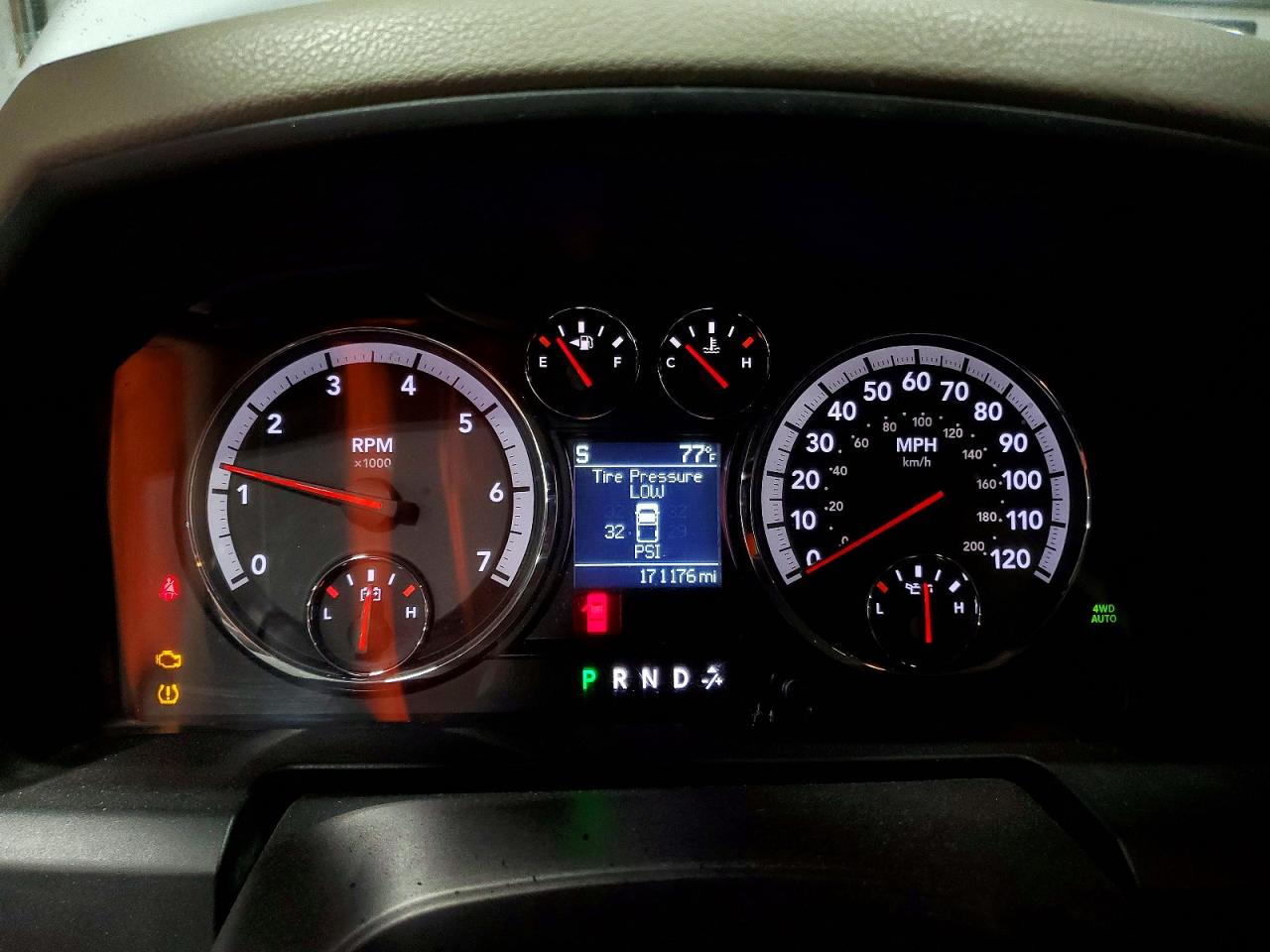 2011 DODGE RAM 1500