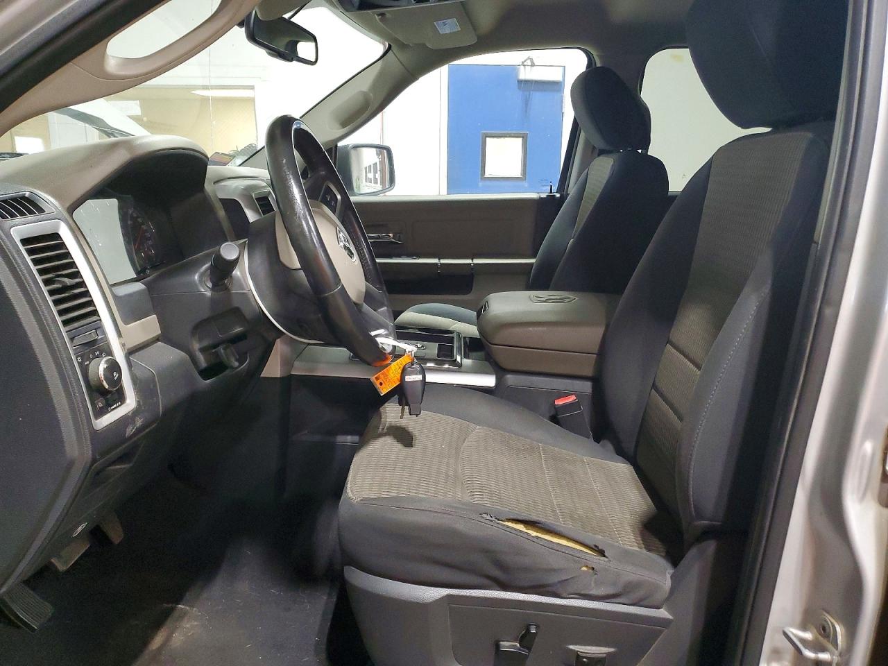 2011 DODGE RAM 1500