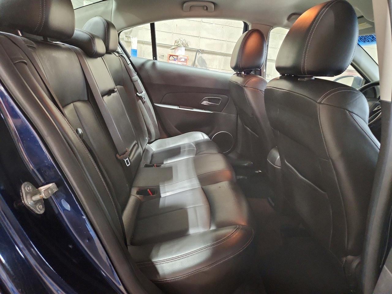 2011 CHEVROLET CRUZE