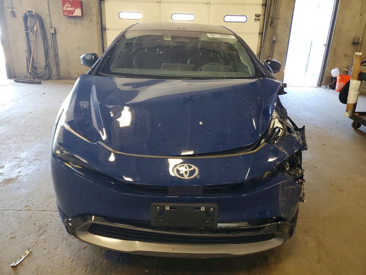 2024 TOYOTA PRIUS