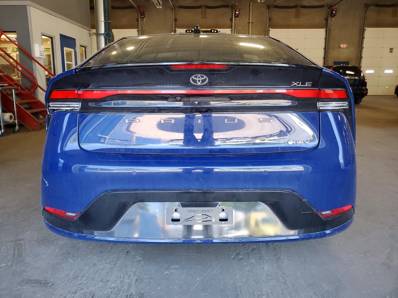 2024 TOYOTA PRIUS