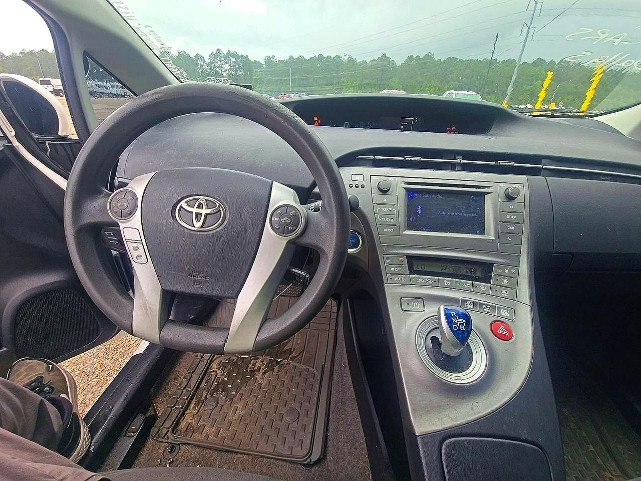 2012 TOYOTA PRIUS