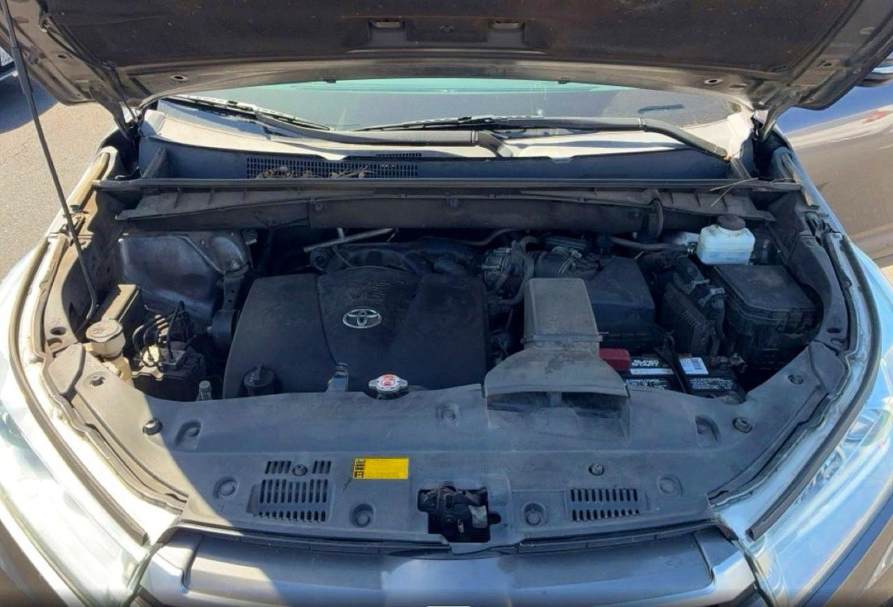 2019 TOYOTA HIGHLANDER