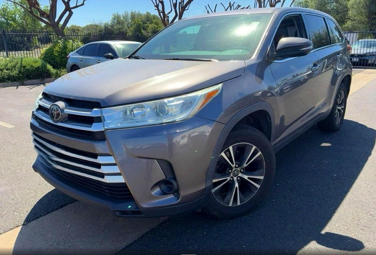 2019 TOYOTA HIGHLANDER