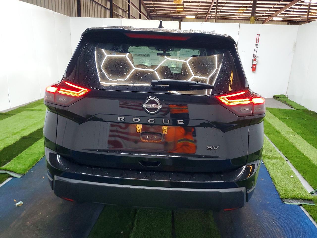2024 NISSAN ROGUE