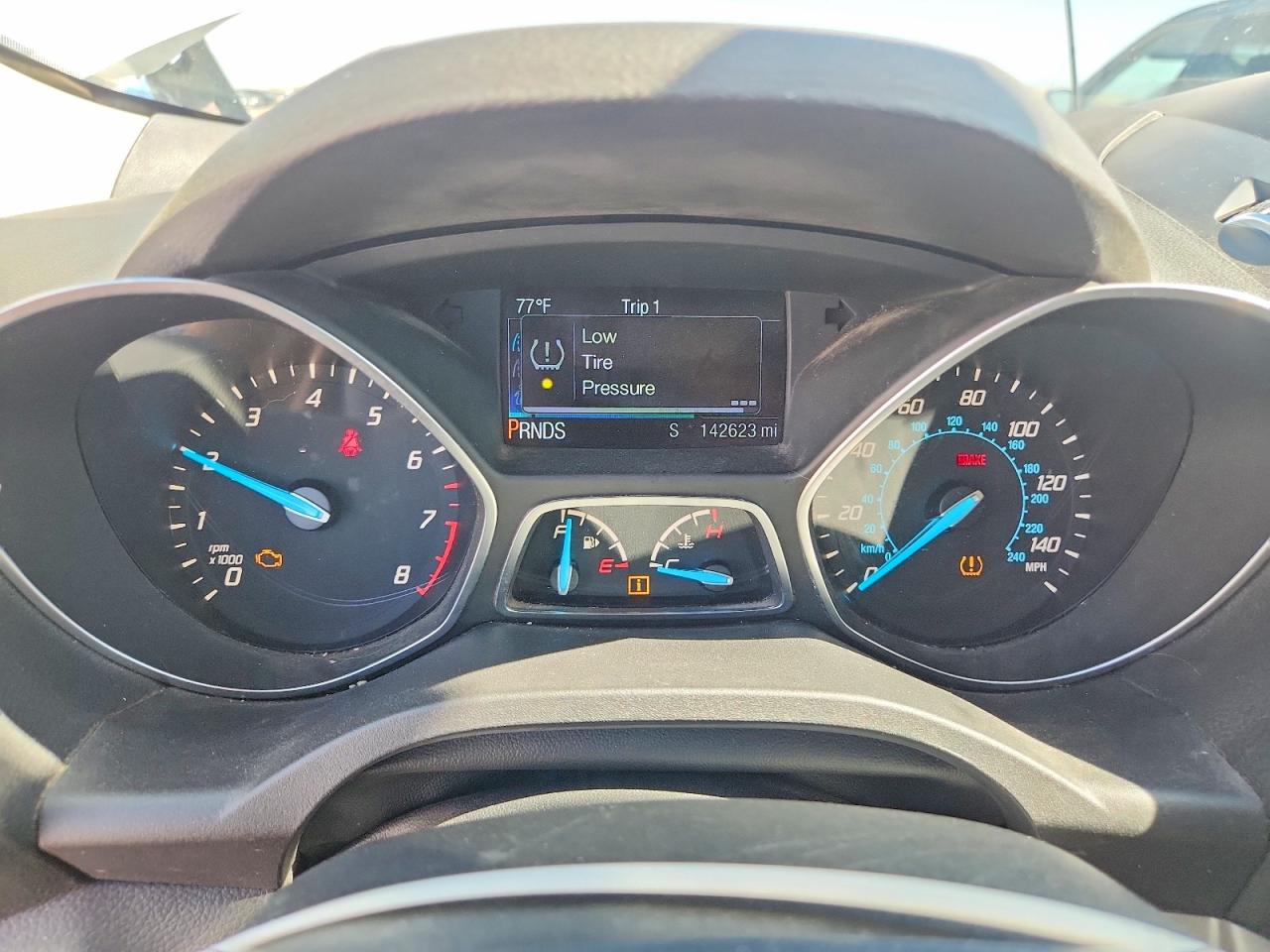 2015 FORD ESCAPE