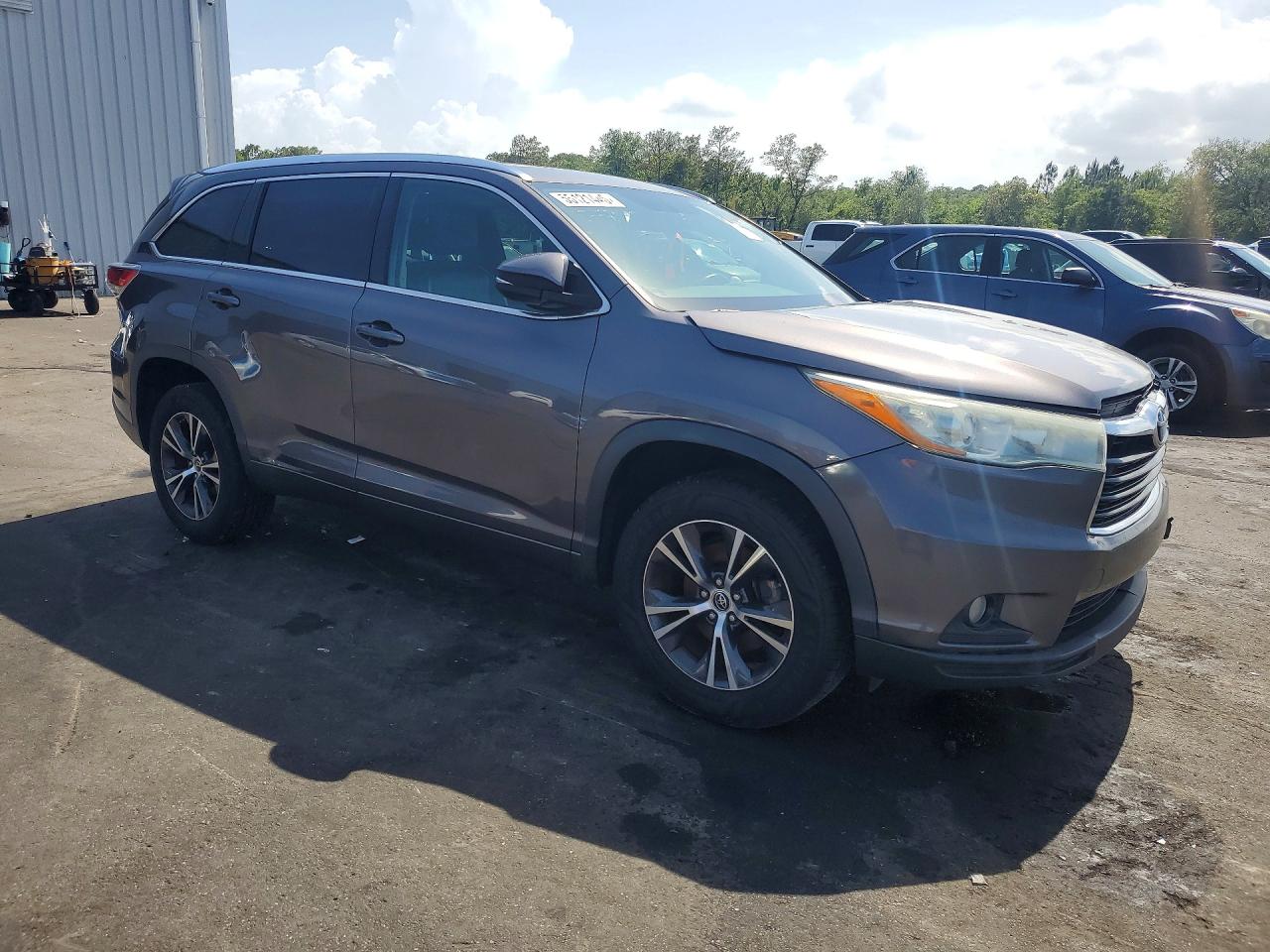 2016 TOYOTA HIGHLANDER