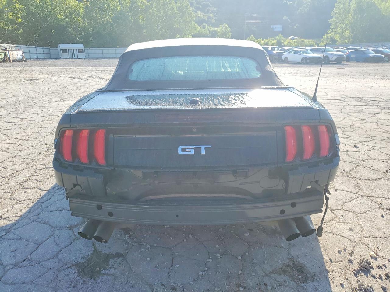 2022 FORD MUSTANG