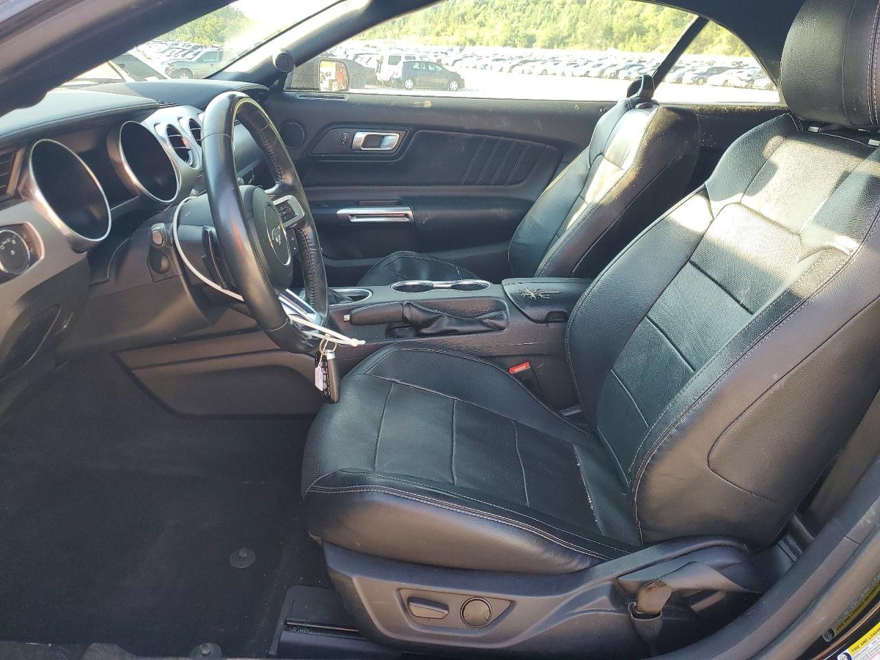 2022 FORD MUSTANG